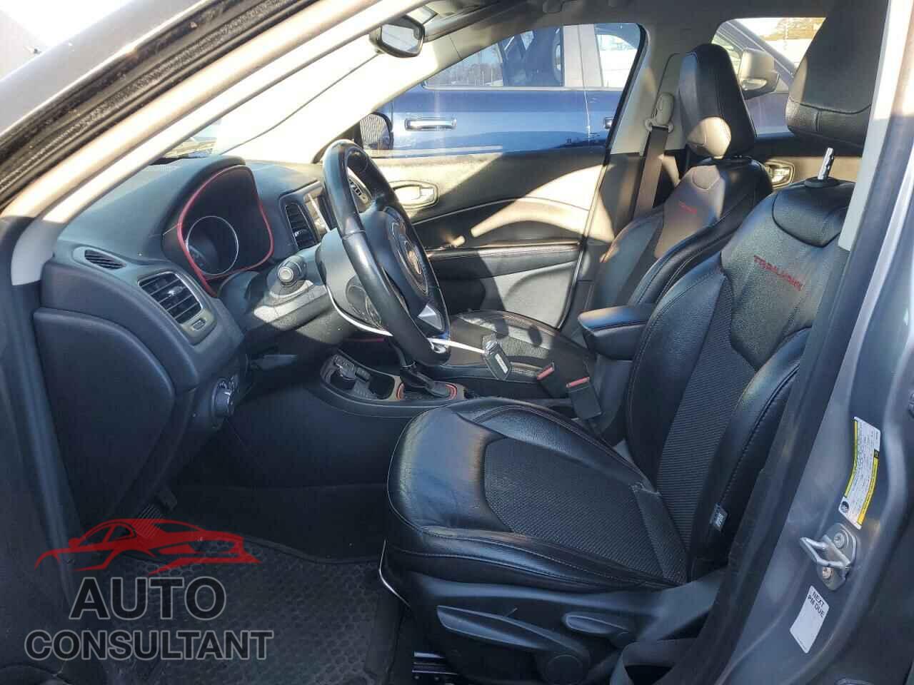 JEEP COMPASS 2020 - 3C4NJDDB7LT163354
