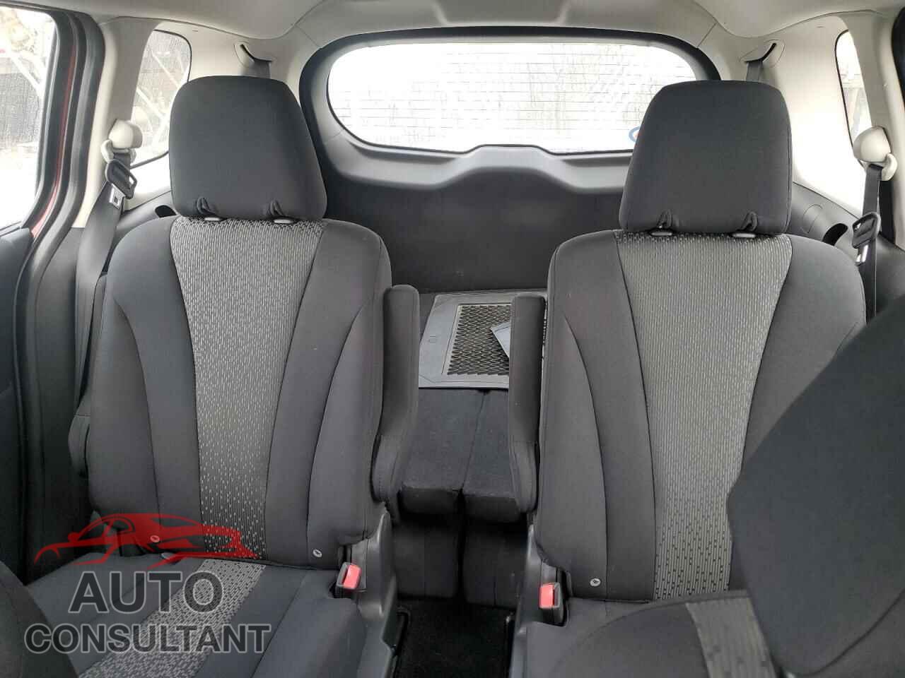 MAZDA 5 2012 - JM1CW2CL0C0137151