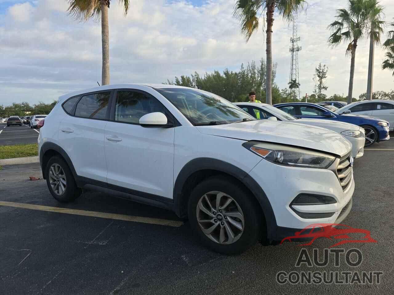 HYUNDAI TUCSON 2016 - KM8J23A49GU110917