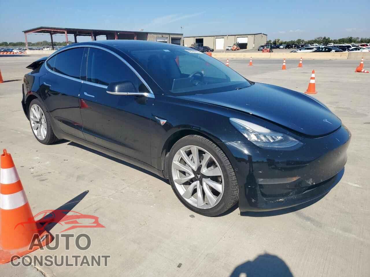 TESLA MODEL 3 2020 - 5YJ3E1EB2LF666331