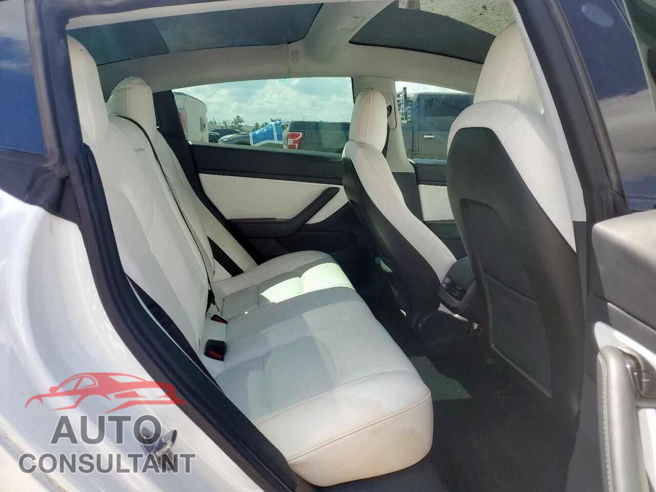 TESLA MODEL 3 2020 - 5YJ3E1EB6LF719807