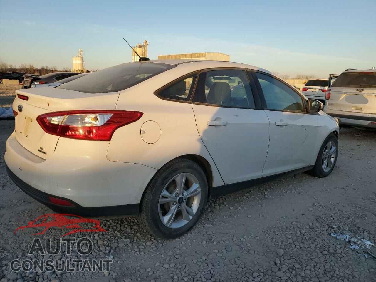 FORD FOCUS 2013 - 1FADP3F28DL302542