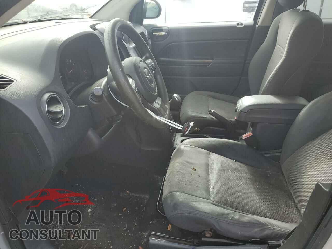 JEEP COMPASS 2011 - 1J4NT1FA3BD176632