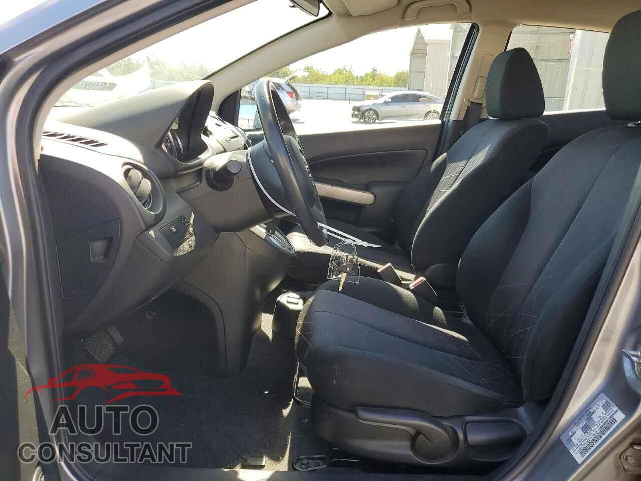 MAZDA 2 2014 - JM1DE1KZ7E0172974