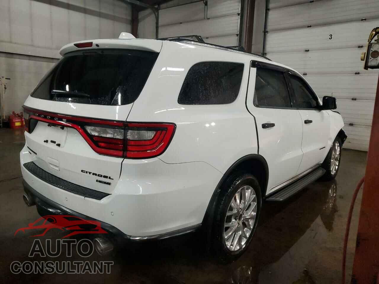 DODGE DURANGO 2015 - 1C4SDJET4FC858102