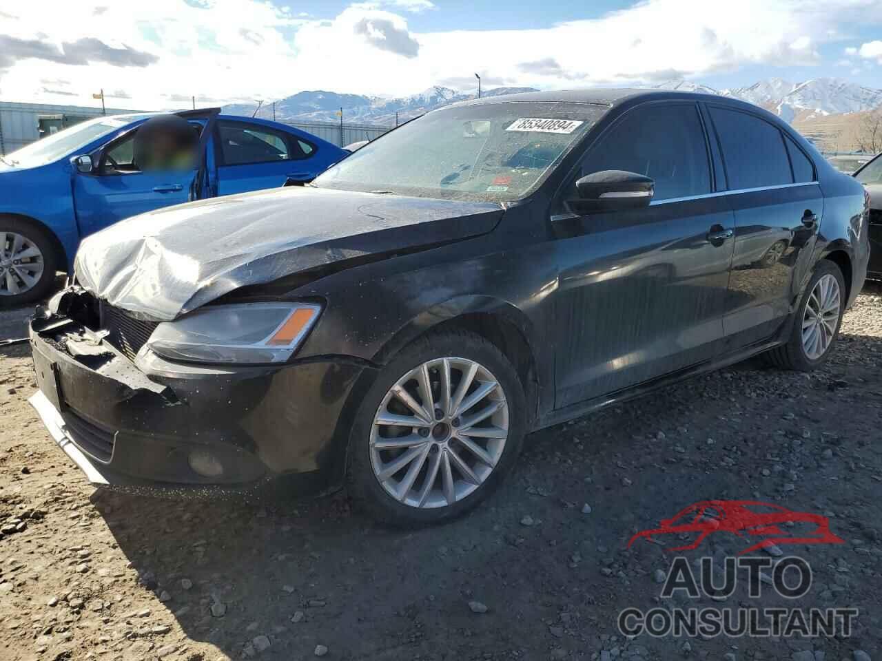 VOLKSWAGEN JETTA 2013 - 3VWLL7AJ5DM390923