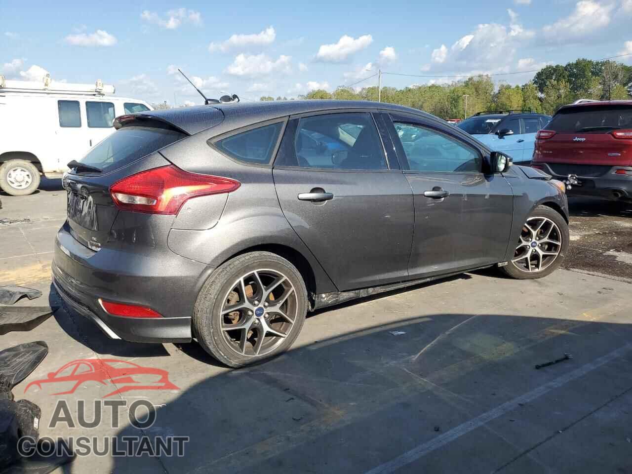 FORD FOCUS 2016 - 1FADP3K25GL292983