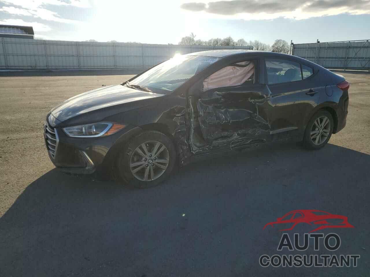 HYUNDAI ELANTRA 2018 - 5NPD84LF2JH235473