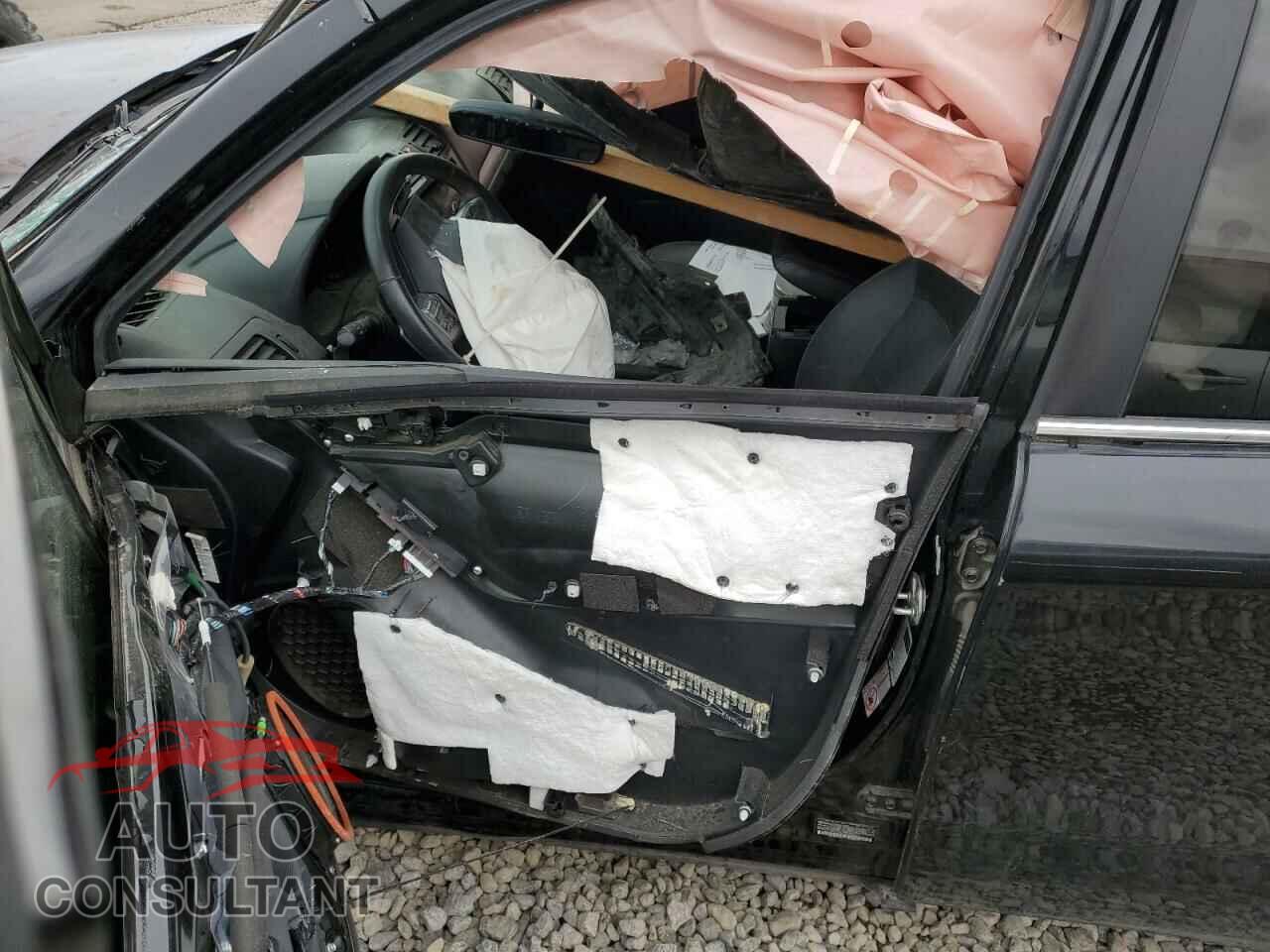 SUBARU FORESTER 2015 - JF2SJGUC0FH595981
