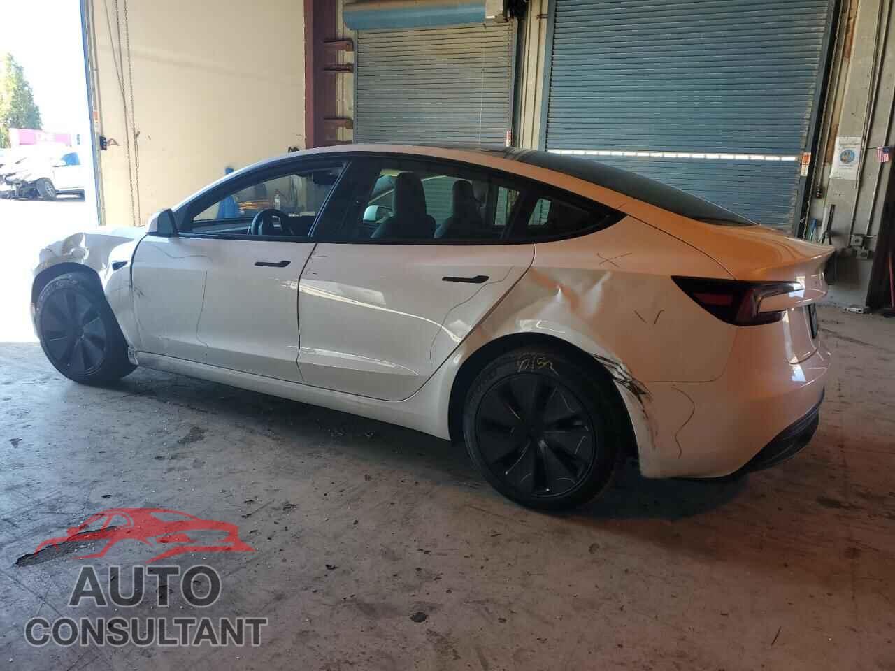 TESLA MODEL 3 2025 - 5YJ3E1EA6SF920841