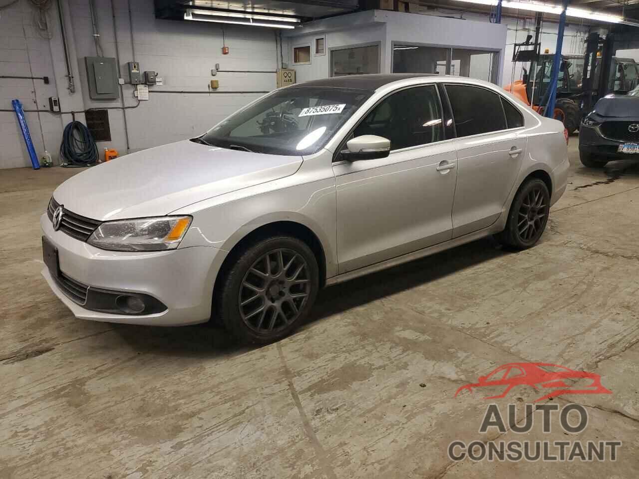 VOLKSWAGEN JETTA 2011 - 3VWLZ7AJ5BM368934