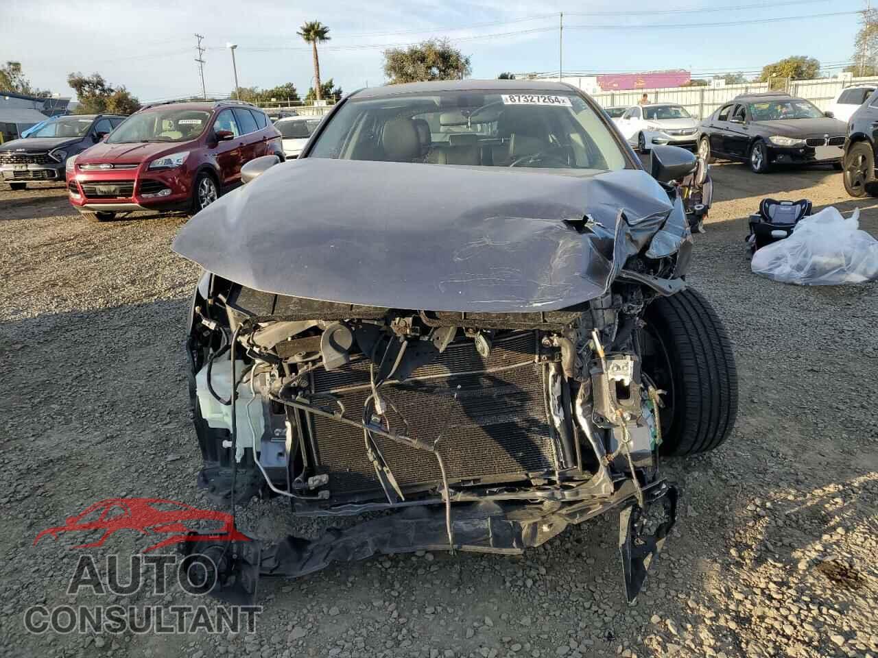 LEXUS CT 200 2013 - JTHKD5BH5D2128885