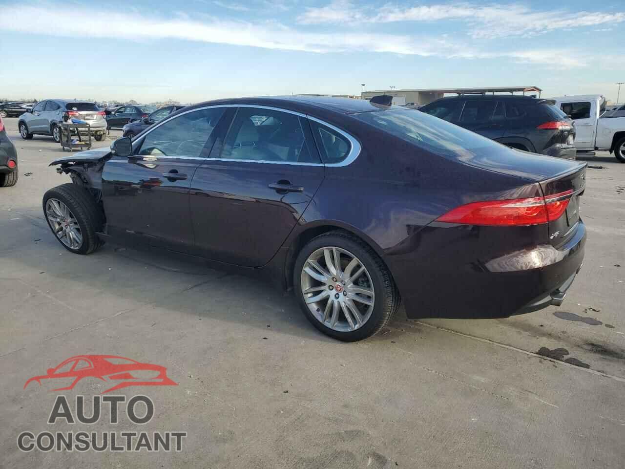 JAGUAR XF 2017 - SAJBK4BV4HCY27031