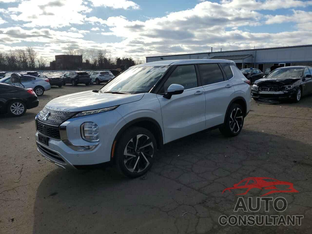 MITSUBISHI OUTLANDER 2023 - JA4J4UA88PZ046051