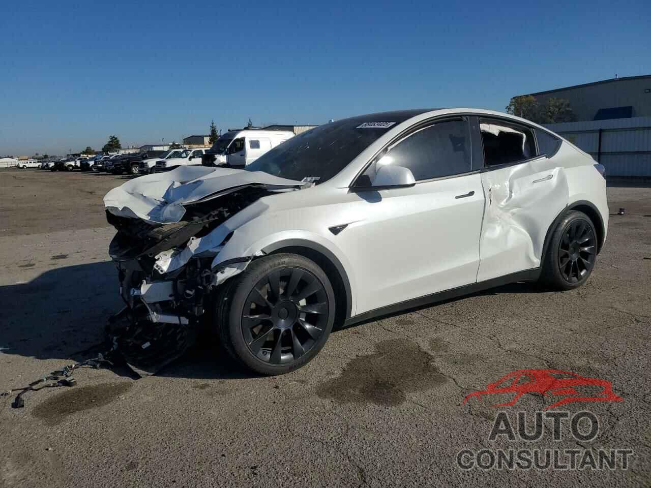 TESLA MODEL Y 2021 - 5YJYGAEEXMF281952