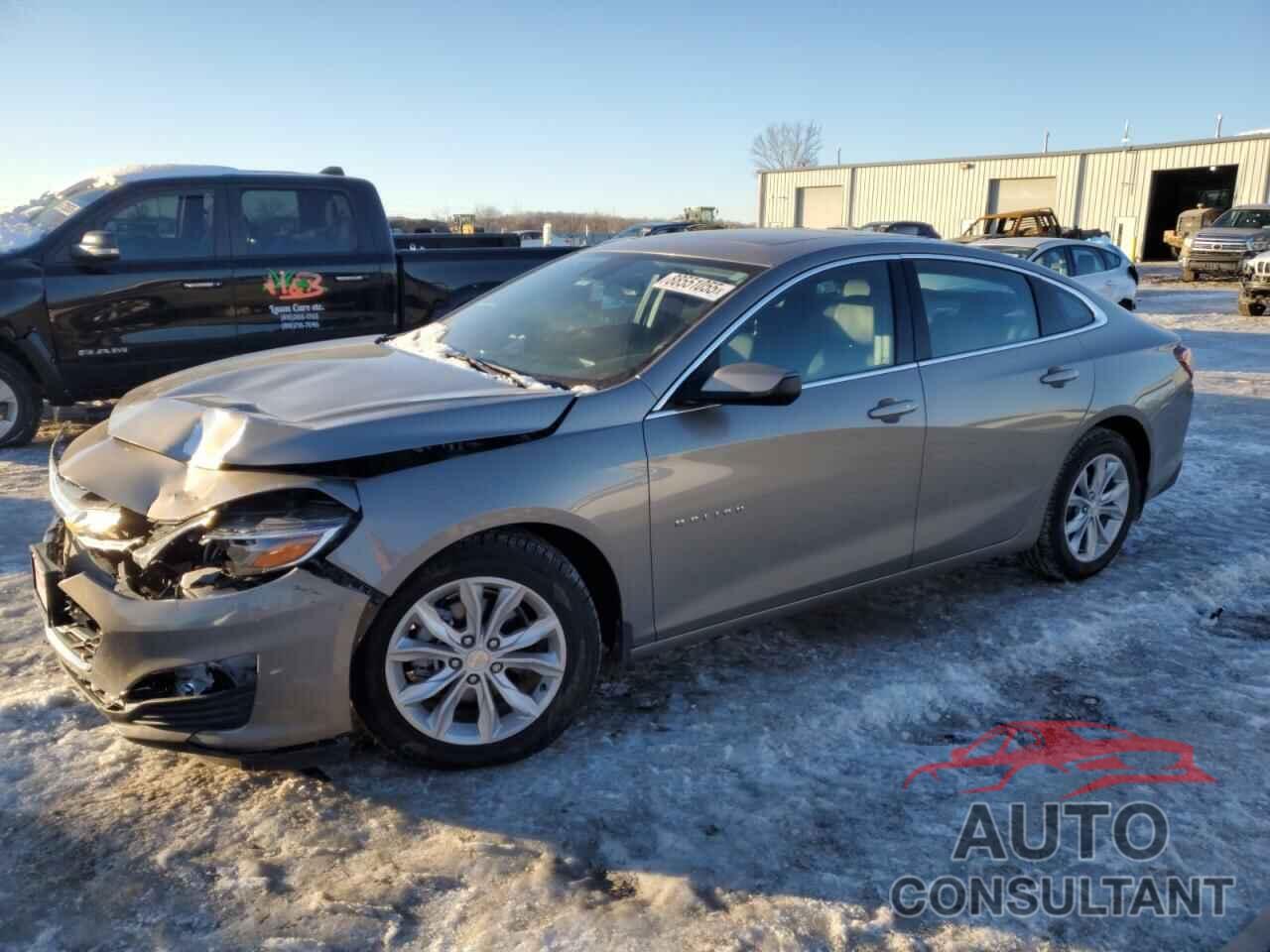 CHEVROLET MALIBU 2022 - 1G1ZD5ST8NF194886
