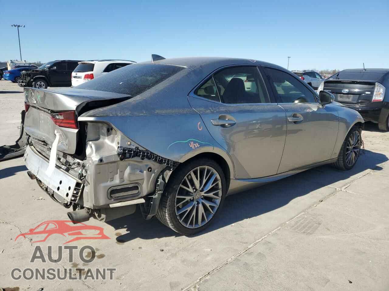 LEXUS IS 2014 - JTHBF1D25E5019676