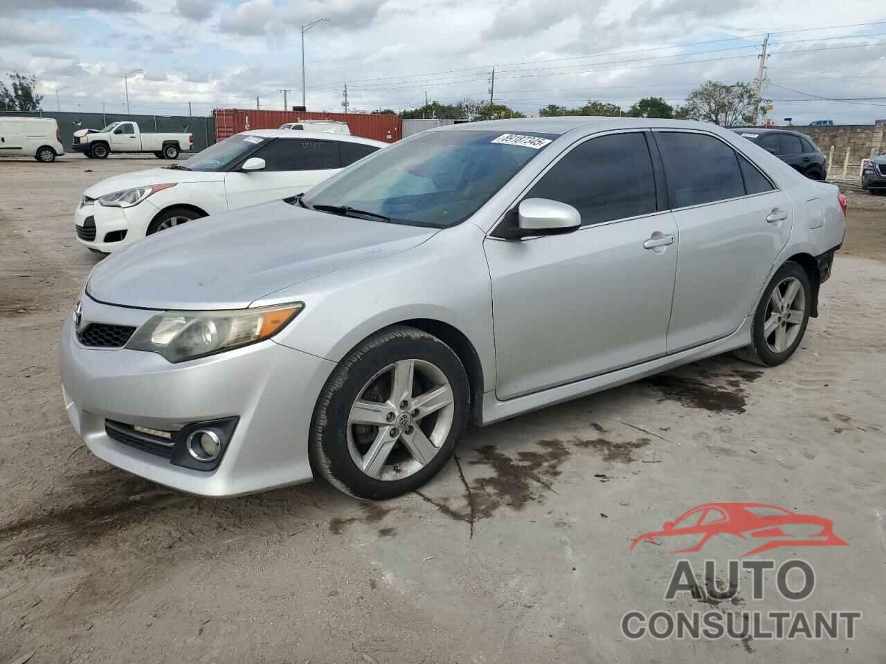 TOYOTA CAMRY 2012 - 4T1BF1FK2CU148343