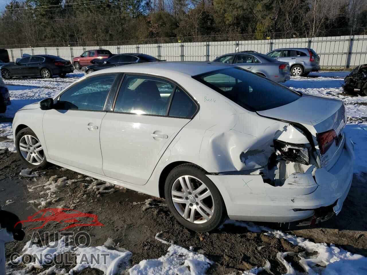 VOLKSWAGEN JETTA 2018 - 3VW2B7AJ0JM231477