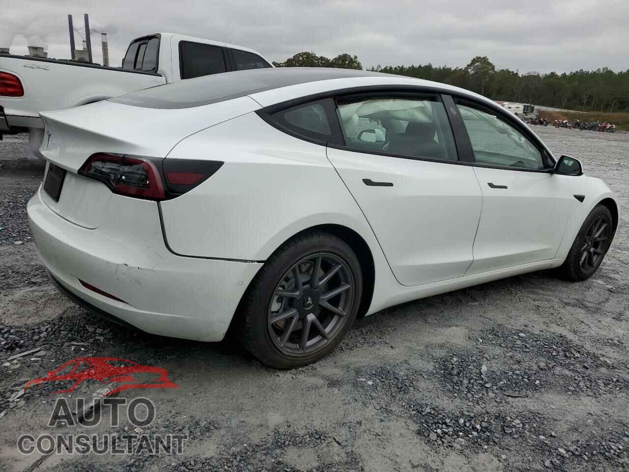 TESLA MODEL 3 2021 - 5YJ3E1EA0MF940523