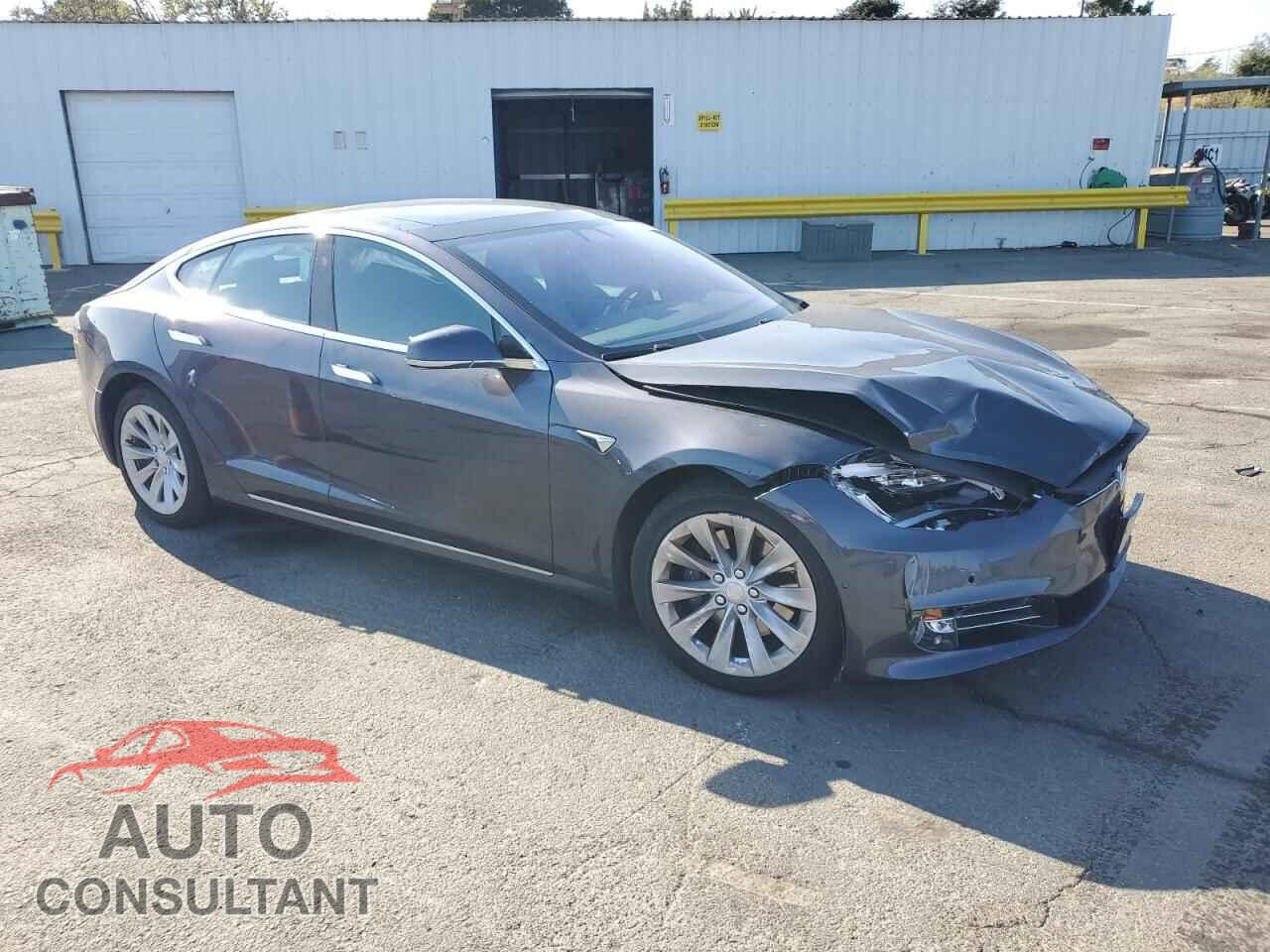 TESLA MODEL S 2017 - 5YJSA1E18HF218567