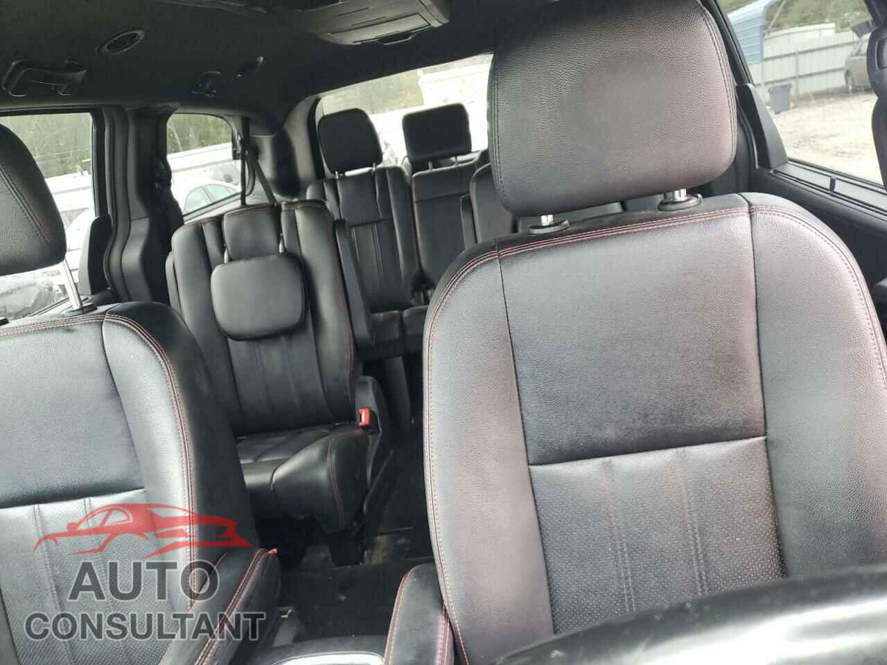 DODGE CARAVAN 2019 - 2C4RDGEG1KR717543