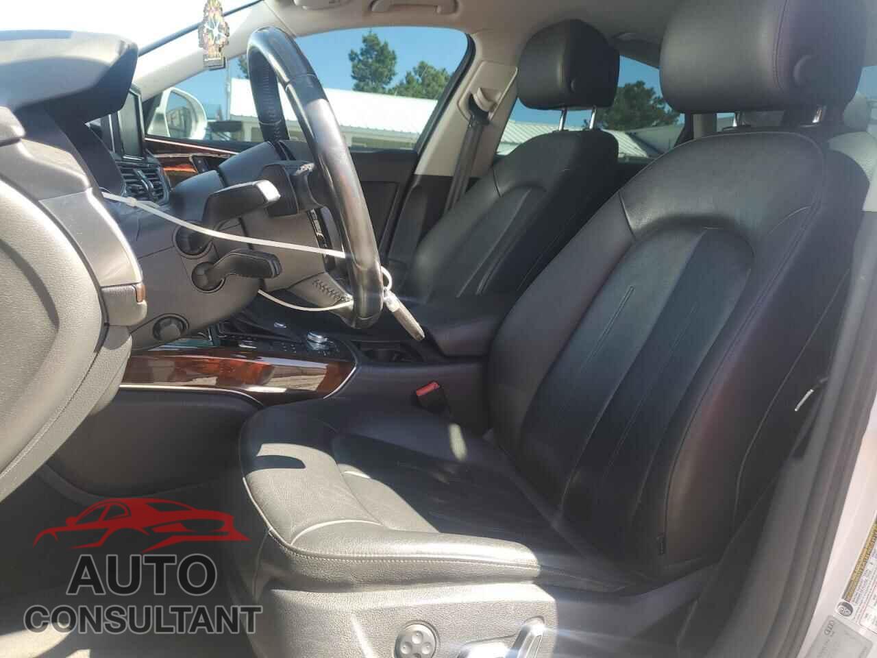 AUDI A6 2016 - WAUGFAFC5GN009033