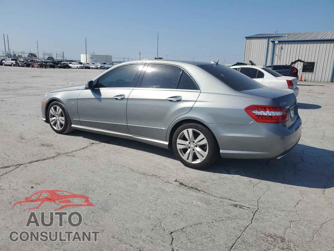MERCEDES-BENZ E-CLASS 2012 - WDDHF2EB0CA526589