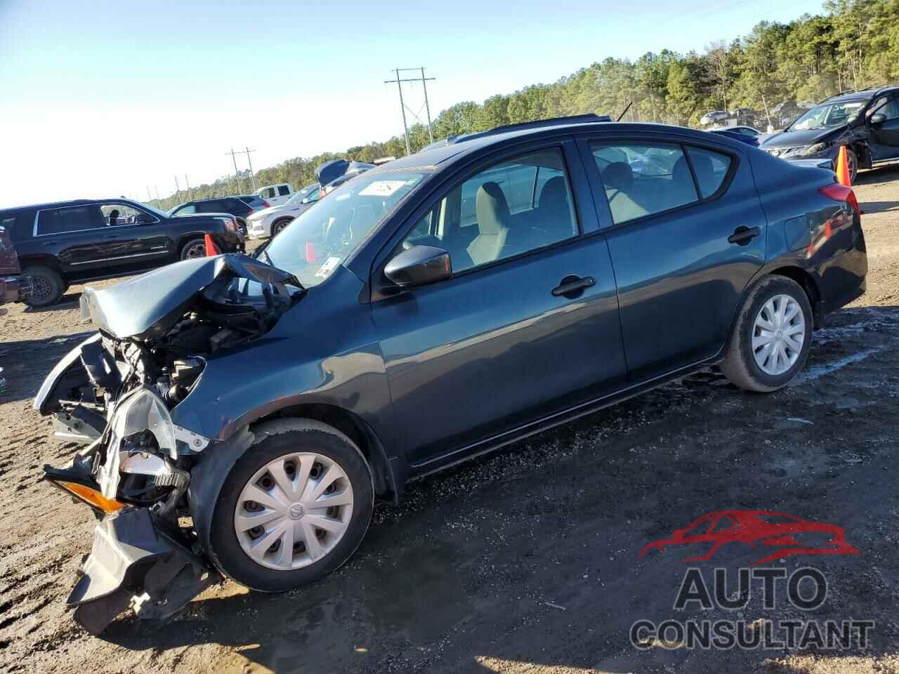 NISSAN VERSA 2017 - 3N1CN7AP7HL866783