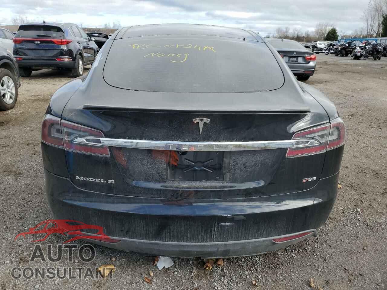 TESLA MODEL S 2013 - 5YJSA1DP5DFP06844
