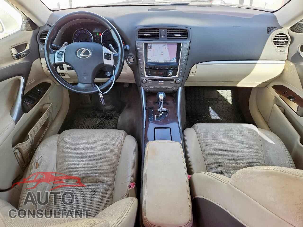 LEXUS IS 2012 - JTHCF5C23C5054050