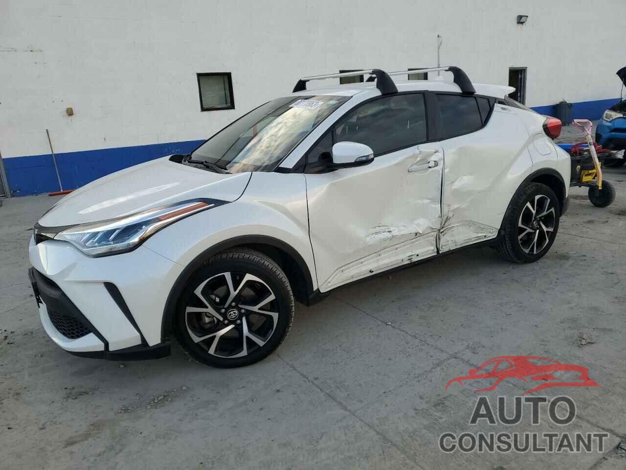 TOYOTA C-HR 2021 - JTNKHMBX2M1095336