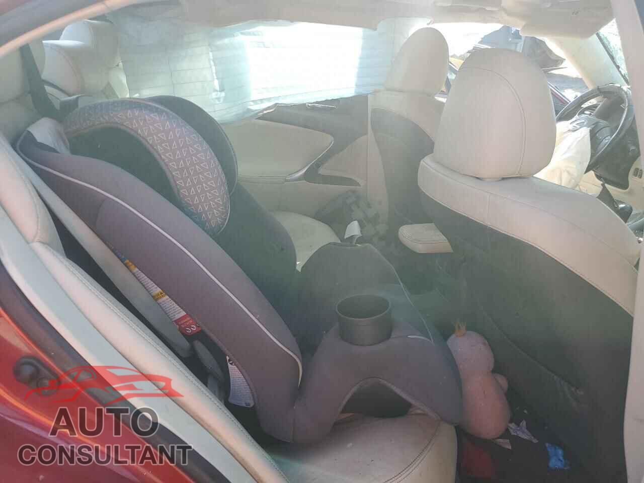 LEXUS IS 2010 - JTHBF5C27A2094545