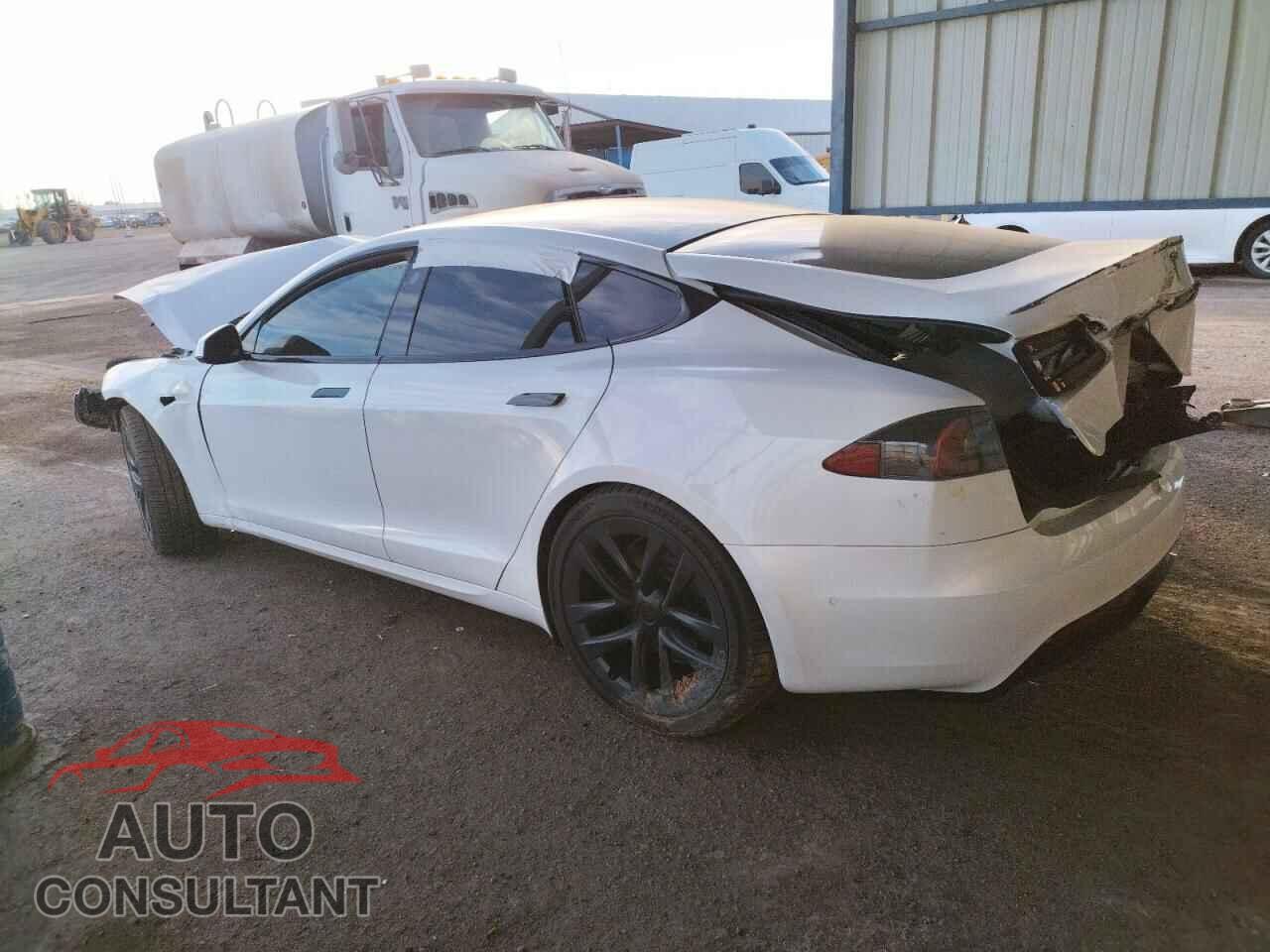 TESLA MODEL S 2021 - 5YJSA1E68MF452097