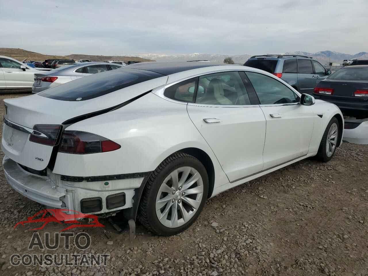 TESLA MODEL S 2018 - 5YJSA1E22JF246315