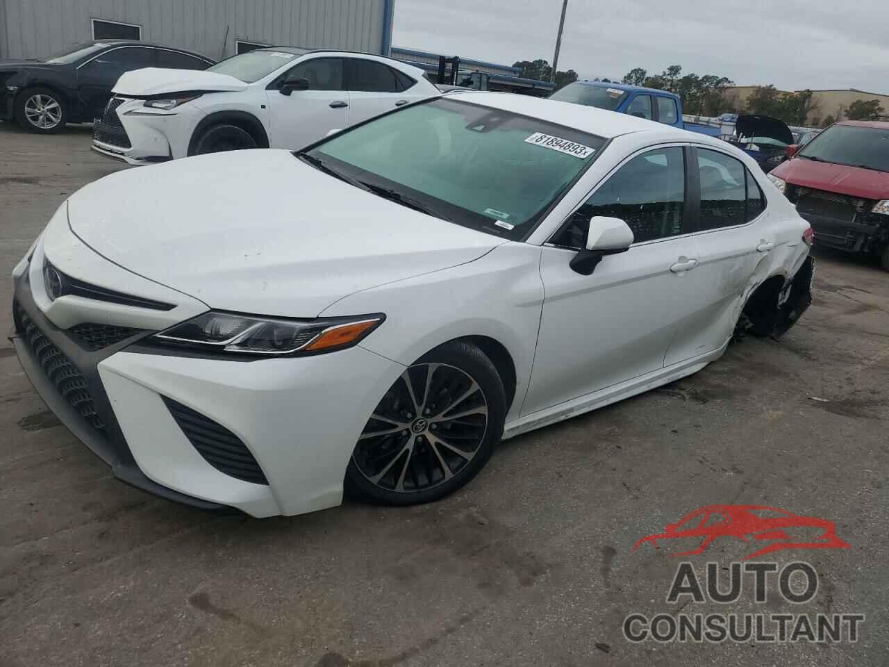 TOYOTA CAMRY 2018 - 4T1B11HKXJU108990