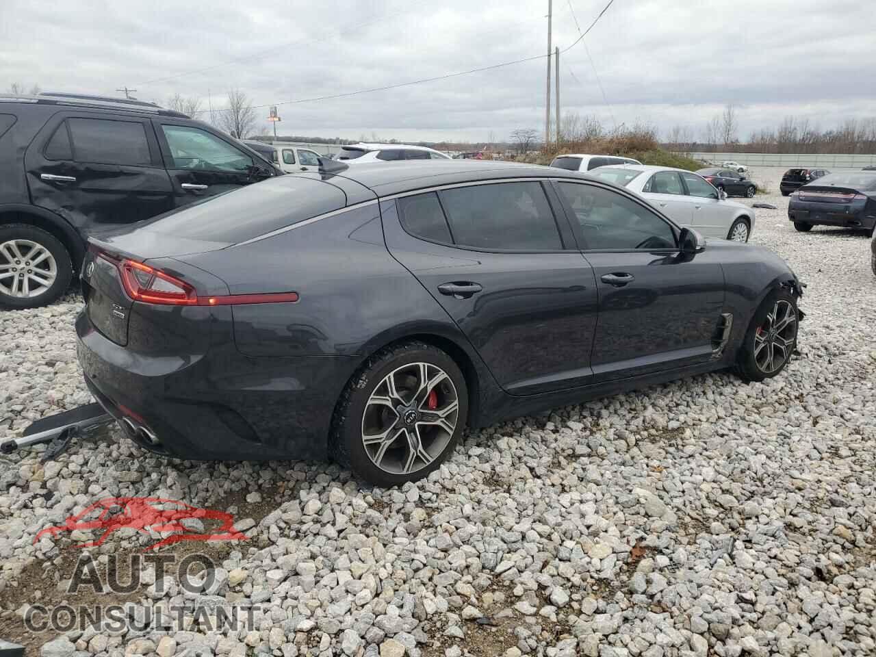 KIA STINGER 2019 - KNAE35LC2K6062514