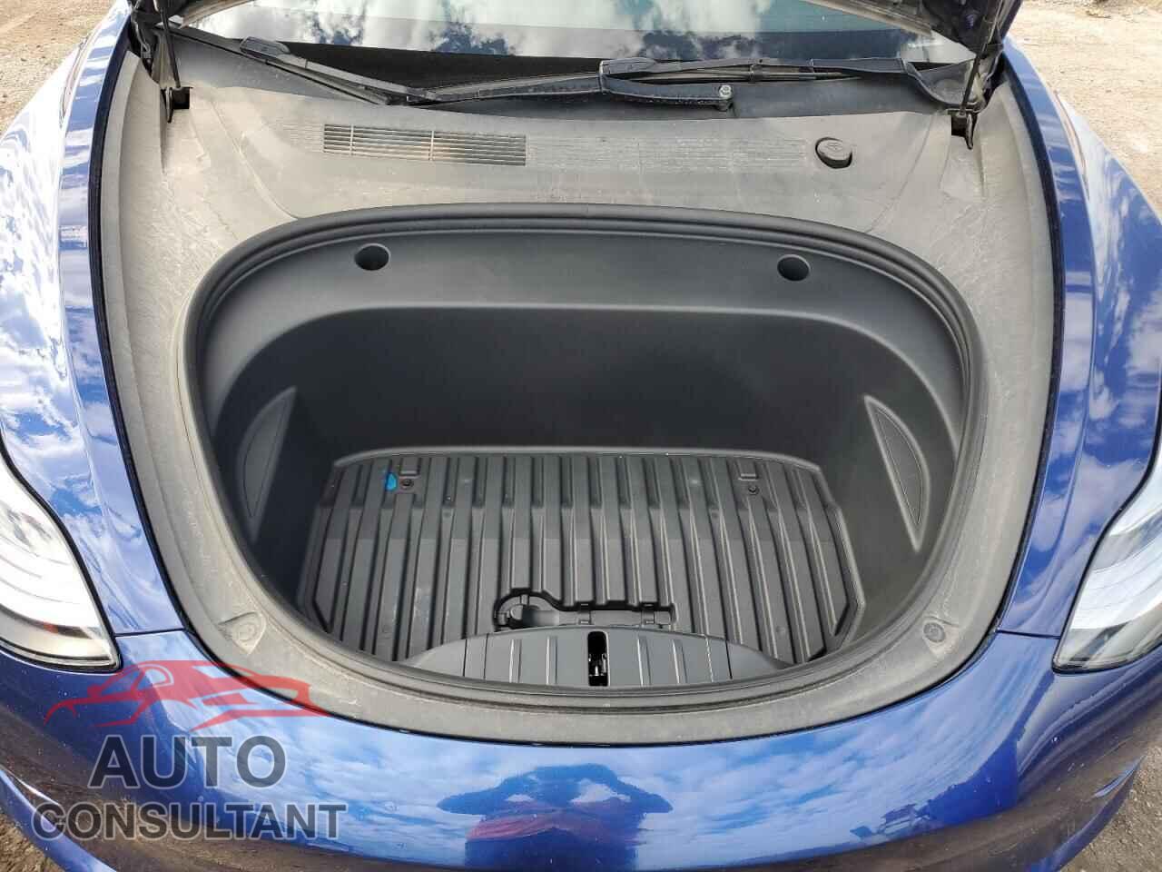 TESLA MODEL 3 2023 - 5YJ3E1EA9PF447329