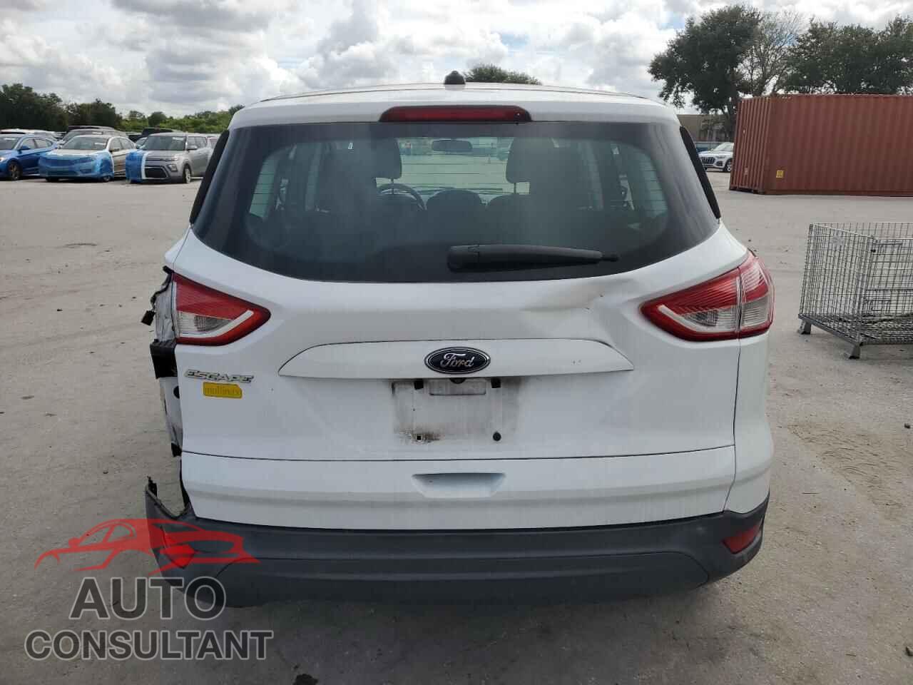 FORD ESCAPE 2015 - 1FMCU0F76FUB74237