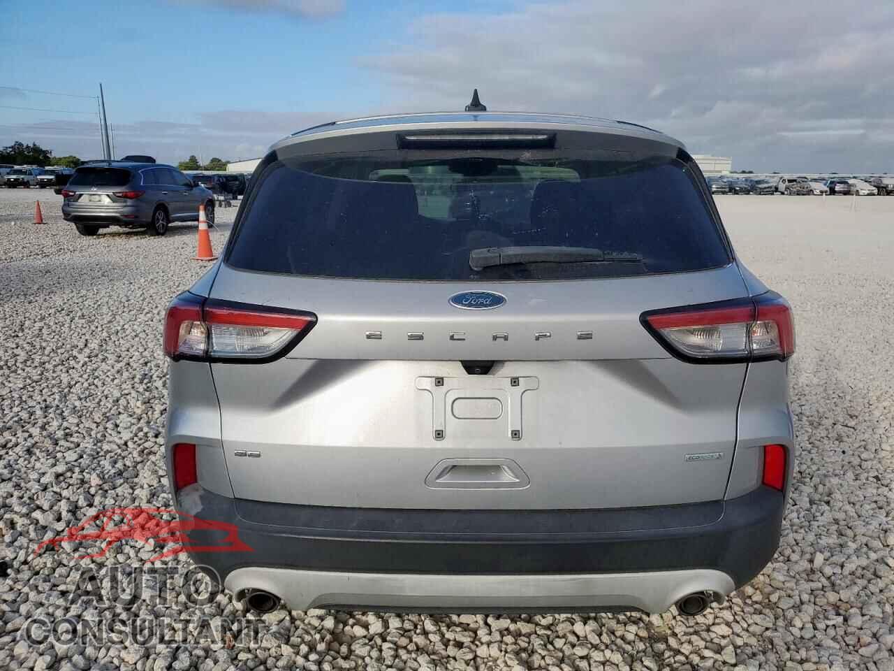 FORD ESCAPE 2020 - 1FMCU0G65LUA11385