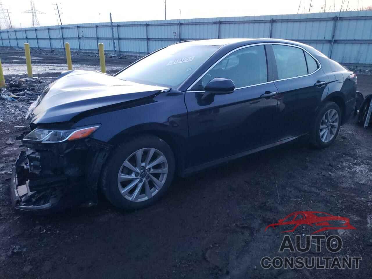 TOYOTA CAMRY 2022 - 4T1C11BK0NU055042