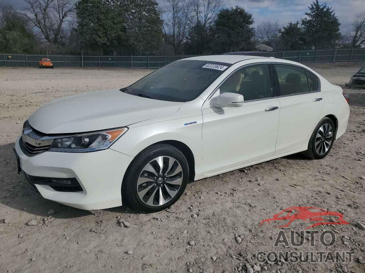 HONDA ACCORD 2017 - JHMCR6F38HC021887