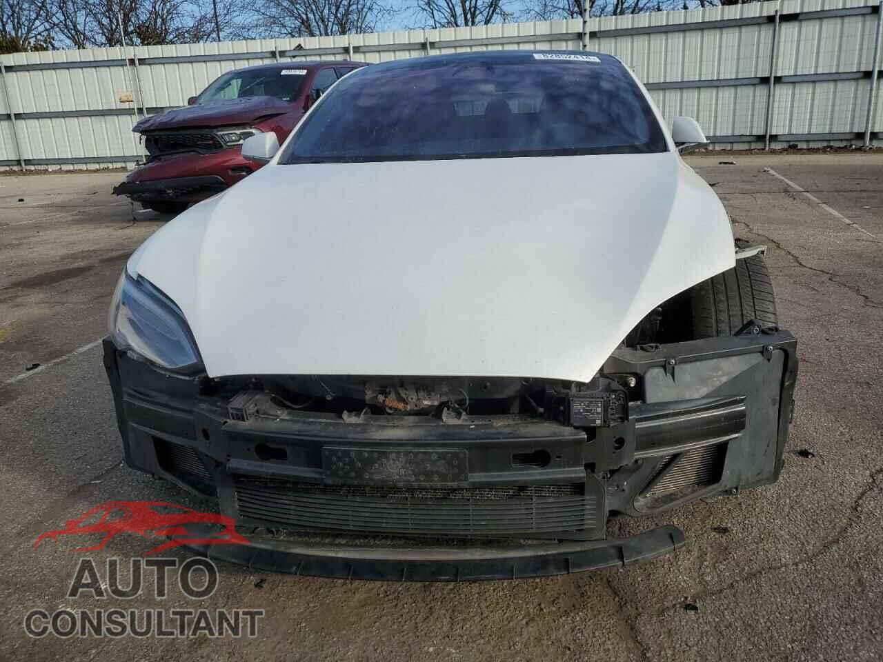 TESLA MODEL S 2020 - 5YJSA1E24LF354888