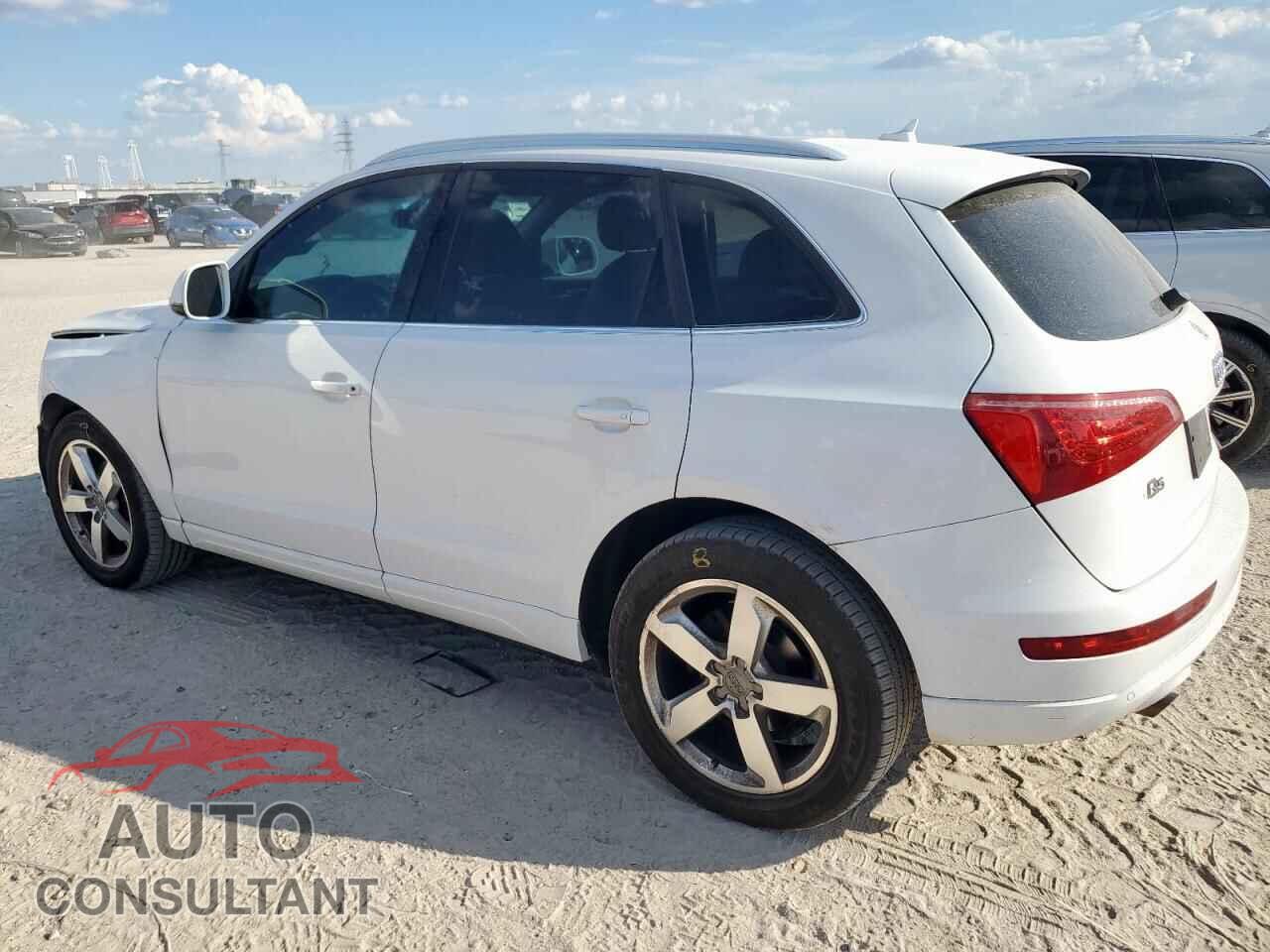 AUDI Q5 2012 - WA1LFAFP6CA044177