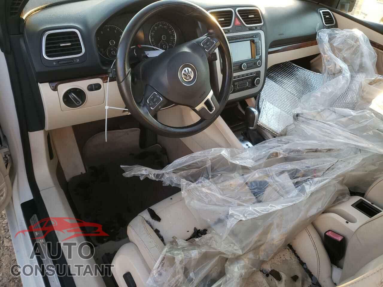 VOLKSWAGEN EOS 2012 - WVWFW7AH2CV007738