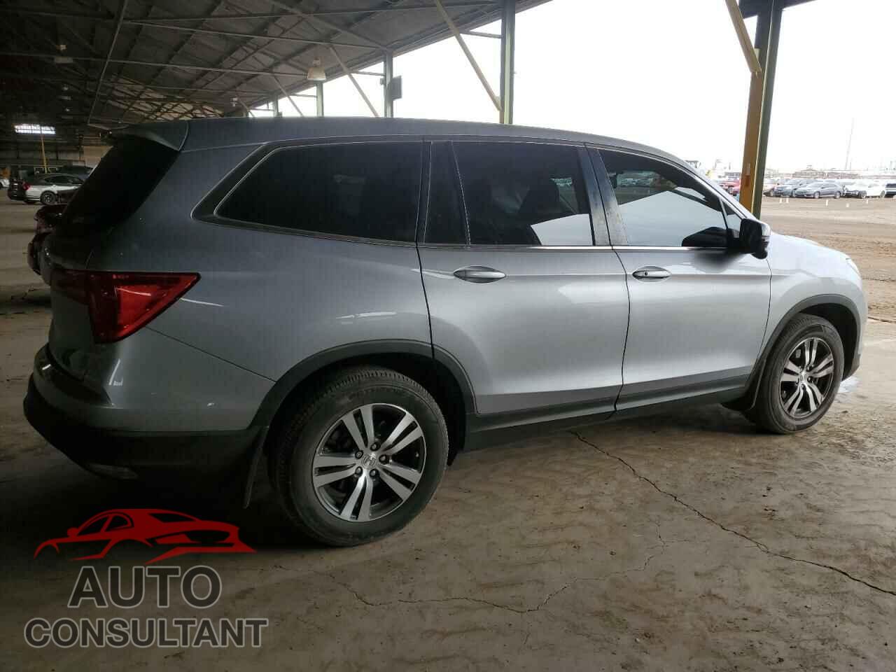 HONDA PILOT 2017 - 5FNYF5H5XHB021353
