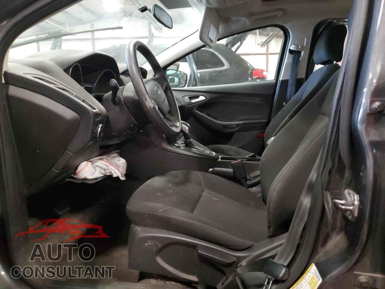 FORD FOCUS 2017 - 1FADP3H20HL228469