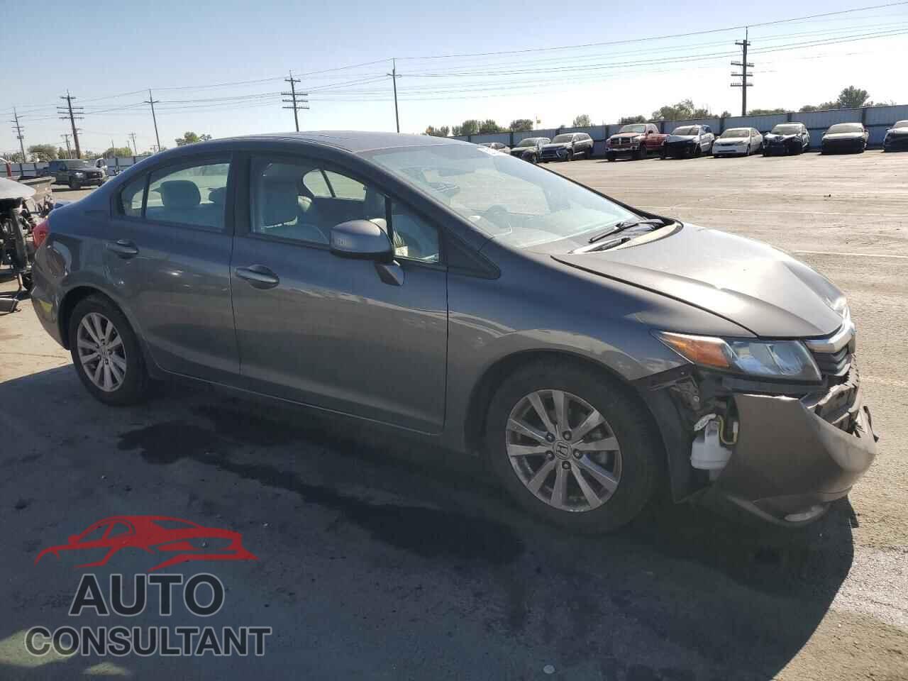 HONDA CIVIC 2012 - 2HGFB2F98CH556435