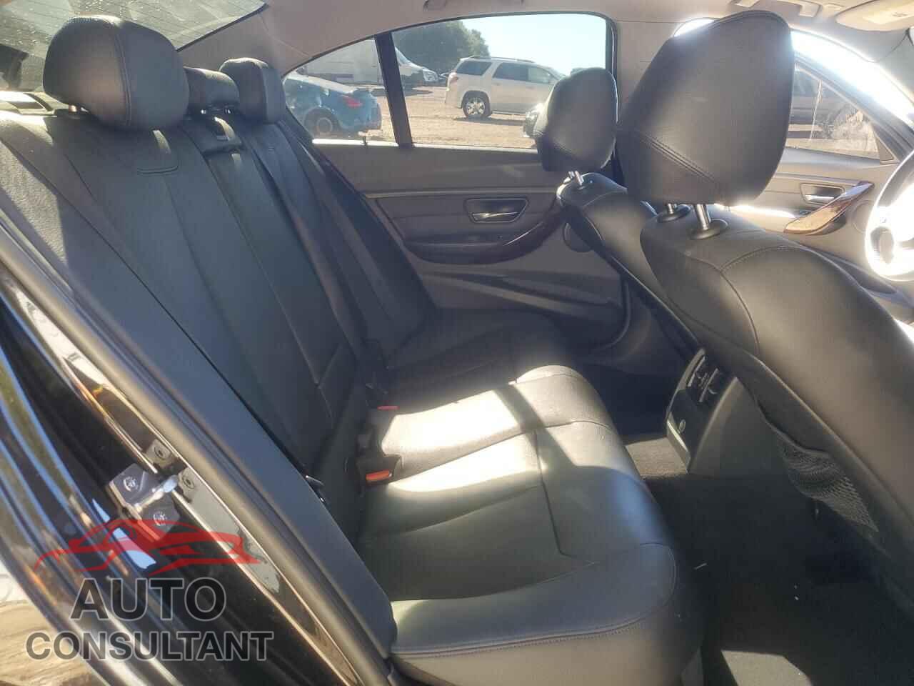 BMW 3 SERIES 2013 - WBA3A5C52DF601733