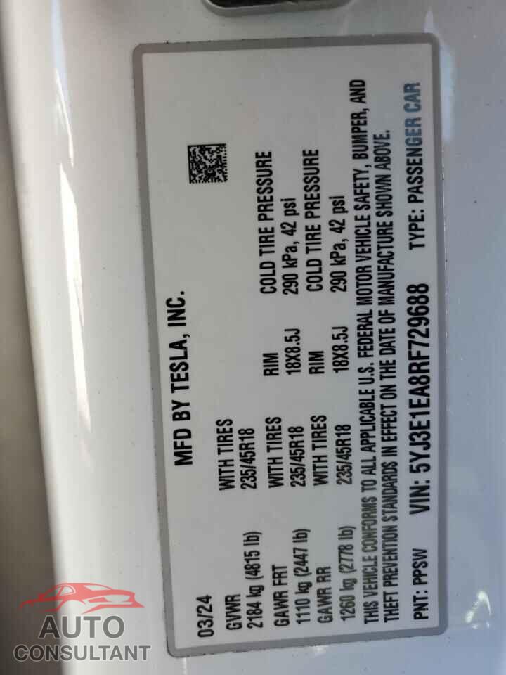 TESLA MODEL 3 2024 - 5YJ3E1EA8RF729688